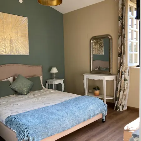 Di Christian E Michelle Villa *